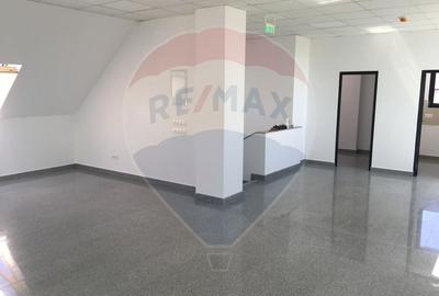 Spatiu comercial de 600mp de inchiriat in zona Central pe 2 niveluri - 4