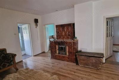 Casă cu Teren 1400 Mp în Brebu - 12