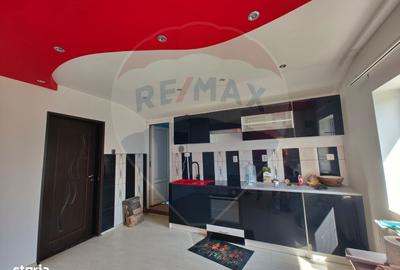 Casă cu 3 camere în Mailat - 7