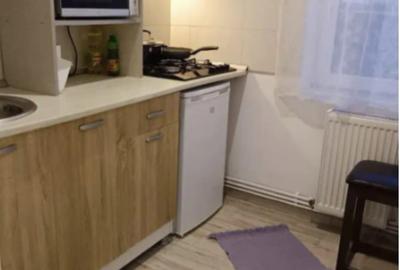 Apartament cu 2 camere, zona Podu de Piatra - 3
