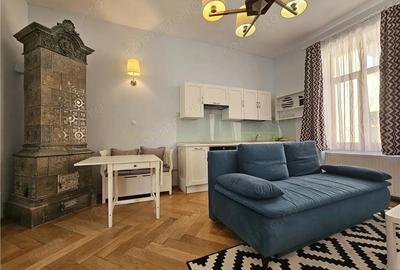 Apartament deosebit cu 2 camere de inchiriat in Centrul Istoric Brasov - 1