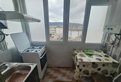 Apartament cu 2 camere decomandat în Central - 6