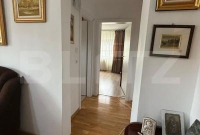 Apartament de vanzare, cu 2 camere, 60 mp, zona Sala Sporturilor, etaj 1/4 - 8