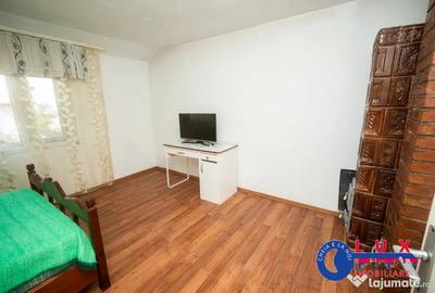 Casă cu 3 camere cu Teren 100 Mp în Central - 2
