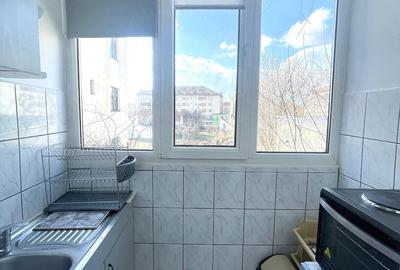 Garsonieră decomandată în Complex Studențesc