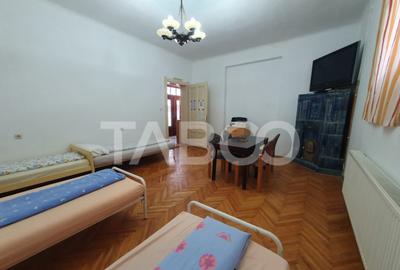 Casă cu 6 camere cu Canalizare în Central - 10