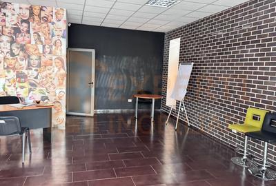 Spațiu comercial, de 218.10000610352 mp, în Gara - 1