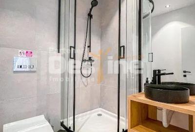 Apartament cu 4 camere decomandat în Victoriei - 1