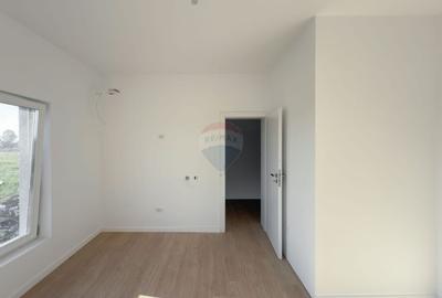 Casa / Vila cu 4 camere de vanzare - 9