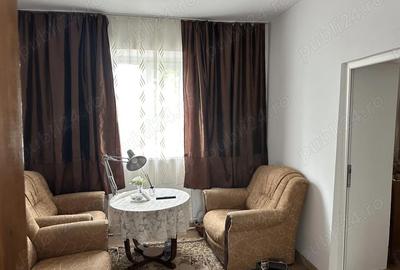 Casă cu 3 camere cu Teren 1400 Mp în Central - 4