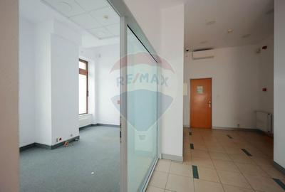 Spatiu comercial de 360mp de inchiriat, Piata Unirii - 11