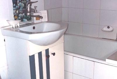 Apartament cu 4 camere 90mp, et. 4, în zona industrială Tecuci - 2