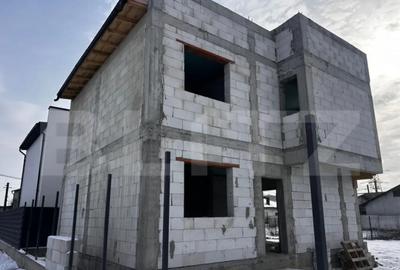 Casă cu 4 camere în Central - 2