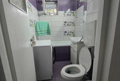 Apartament cu 2 camere decomandat în 1 Mai