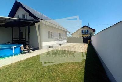 Casa individuala 5 camere terasa acoperita 3 bai si 458 mp teren in Cristian - 9