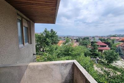 Vila de 7 camere intr-o  zona preferentiala a   Brasovulului Vechi - 11