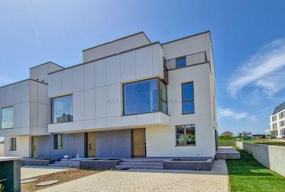 Casă cu 5 camere cu Piscina în Băneasa