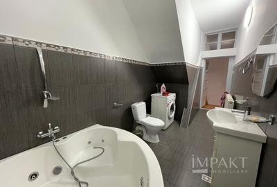 Casă individuală cu 4 camere cu Teren 200 Mp în Gruia - 11