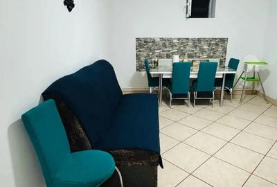 Vand casa modesta la tara - 2