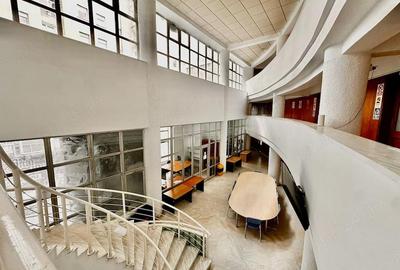 Spațiu comercial, de 70 mp, în Centrul Civic