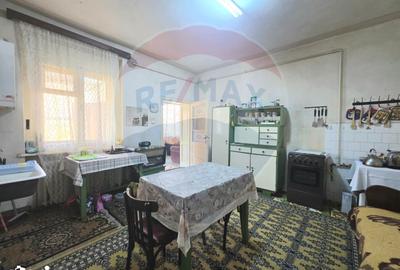 Casă cu 3 camere cu Teren 655 Mp în Central - 4