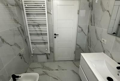 Apartament cu 3 camere decomandat în Central - 4