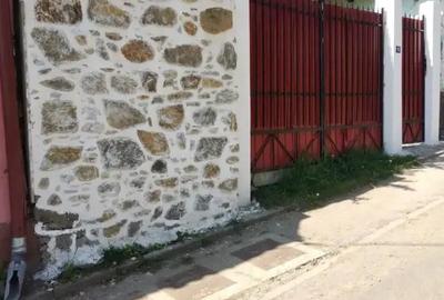 Casă cu 5 camere cu Teren 549 Mp în Central - 8