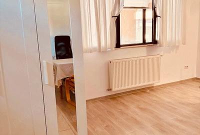 Garsonieră decomandată, mobilată în P-ța Muncii