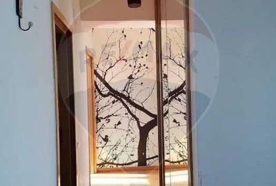 Apartament cu 3 camere de inchiriat in zona P-ta Victoriei