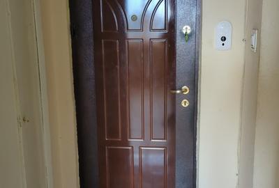 Apartament cu 3 camere decomandat în Micro 39 - 8