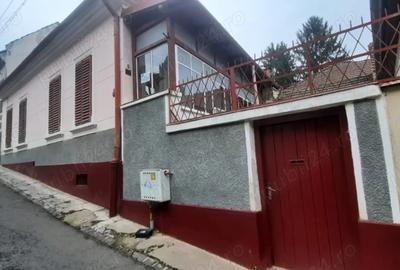 Casa istorica cu priveli?te spre Tampa Centrul Vechi Bra?ov - 1