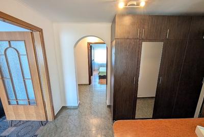 Apartament  3 camere, decomandat, Otopeni centru - 12