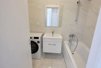 Apartament cu 2 camere decomandat în Vest