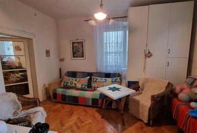 Apartament la casa de 4 camere zona bulevard 15 Noiembrie - 2