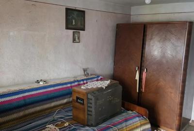 Casă cu 4 camere cu Teren 600 Mp în Central - 3