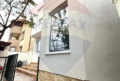 Casa tip pensiune de vanzare in Eforie Nord teren 300 mp - 8