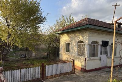 Casă cu 3 camere în Lungulețu - 4