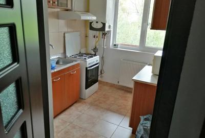 Proprietar Drumul Taberei Prelungirea Ghencea 132 VALEA LARGA inchiriez garsoniera mobilata Proprietar Drumul Taberei Prelungirea Ghencea 132 VALEA LARGA inchiriez garsoniera mobilata - 7