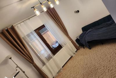Casă cu 9 camere cu Teren 260 Mp în Central - 10