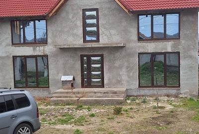 Casa P+1, 200mp neterminata + 900mp teren in Halanga Mehedinti - 1