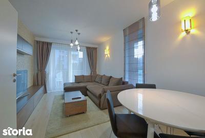 Apartament cu 2 camere decomandat în Tractorul