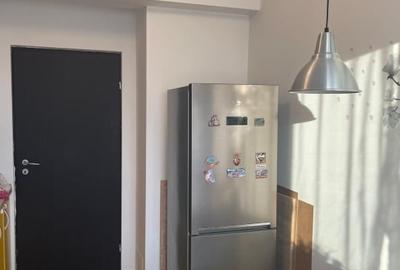 Apartament de vanzare - 2 camere zona Pacii - 5
