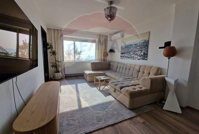 APARTAMENT DE LUX -3CAMERE CU VEDERE FRONTALA LA MARE -Constanta