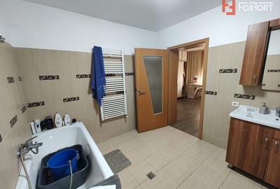 Casă individuală cu 3 camere cu Canalizare în Săcălaz - 7