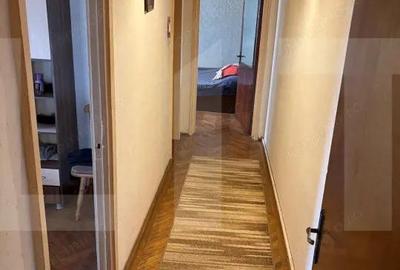 Apartament 3 camere de vanzare Zona Gorjului - 9