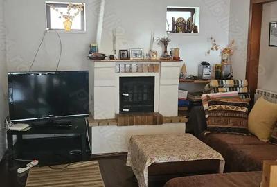 Casă cu Teren 675 Mp în Poiana - 10