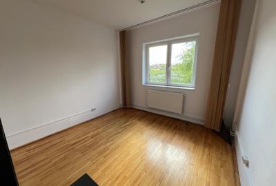 Birou, de 400 mp, în Turnișor - 2
