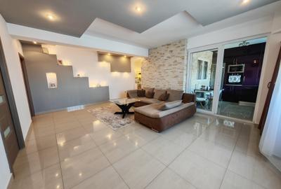 Apartament cu 3 camere decomandat, mobilat în Inel II