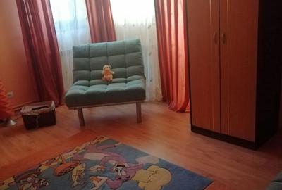 Casă cu 12 camere cu Teren 400 Mp în Micro 17 - 3
