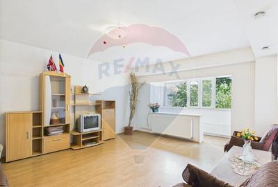 Apartament cu 4 camere decomandat în Ghermănești